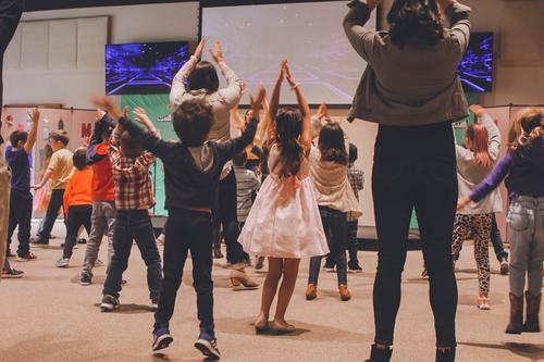 A importância das aulas de dança nas escolas